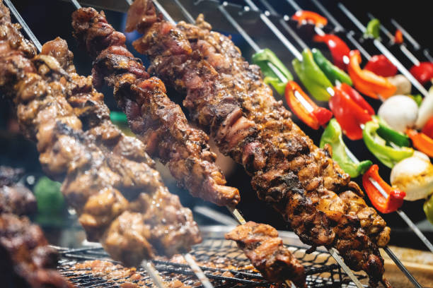 kebab på barbecue - kebab bildbanksfoton och bilder