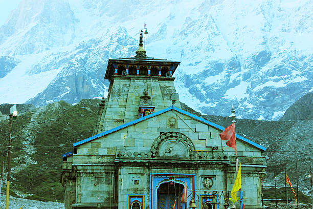 Kedarnath Temple Kedarnath temple in snowcapped mpuntains of Himalaya in Uttarakhand, India. kedarnath temple stock pictures, royalty-free photos & images