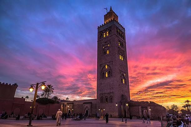 Koutoubia Mosque Koutoubia Mosque at sunset koutoubia mosque stock pictures, royalty-free photos & images