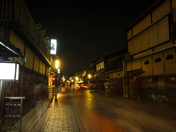京都ナイトライフセンター祇園夜の - 茶室 ストックフォトと画像