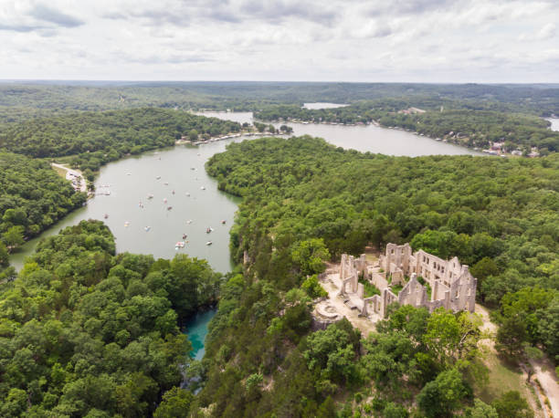 Lake of the Ozarks Castle Ruins Aerial photo of Ha Ha Tonka State Park at the Lake of the Ozarks, MO. state park stock pictures, royalty-free photos & images