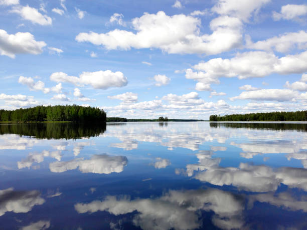 lago saimaa all'ora legale - finlandia laghi foto e immagini stock