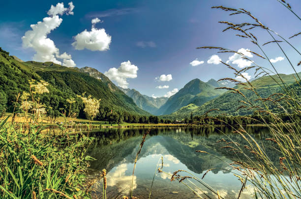 프랑스 피레네 산맥의 풍경 - 자연 이미지 뉴스 사진 이미지