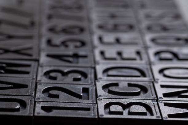 letterpress alfabet och siffror bakgrund - 6 7 ��r bildbanksfoton och bilder