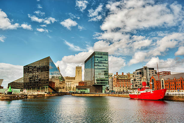 Liverpool HDR August 2015, buildings in Liverpool (England) near the river Mersey, HDR-technique river mersey liverpool stock pictures, royalty-free photos & images