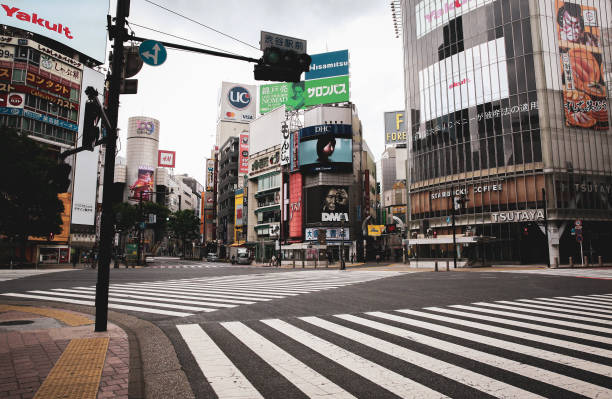 パンデミック期間、コロナウイルスによるロックダウン東京 - 渋谷 ストックフォトと画像
