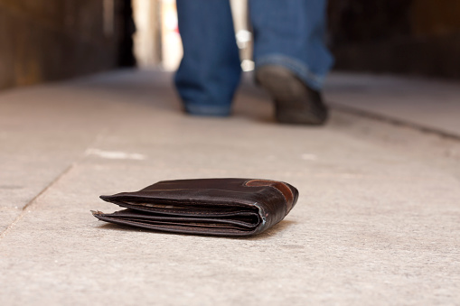 https://media.istockphoto.com/photos/lost-wallet-on-the-street-picture-id471842827?k=6&amp;m=471842827&amp;s=170667a&amp;w=0&amp;h=XcPtyWpN9uT6OG15jI8wzxRWO9GbgitfyPPeC1qdlns=