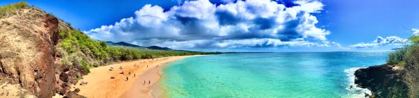 makena state park, big beach view from a cliff - maui, hi samuel howell stock pictures, royalty-free photos & images