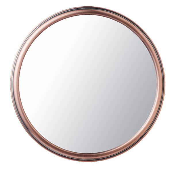 makeup mirror Vintage makeup mirror isolated on white background mirror object photos stock pictures, royalty-free photos & images