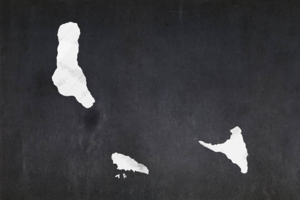 карта коморских островов, нарисованная на доске - comoros стоковые фото и изображения