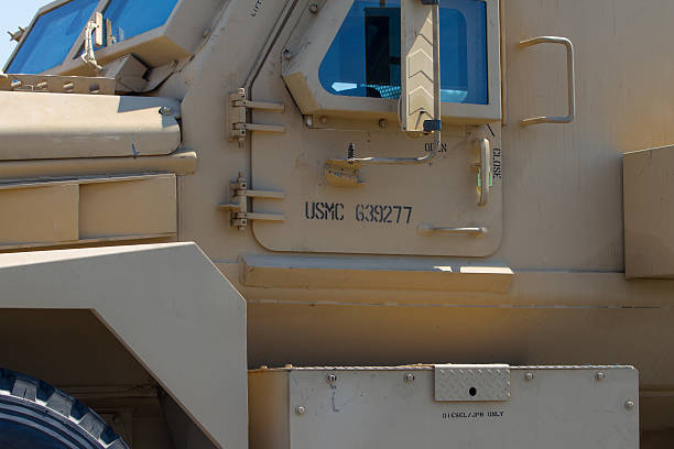 marine corps mrap vehicle - 防地雷反伏擊車 個照片及圖片檔