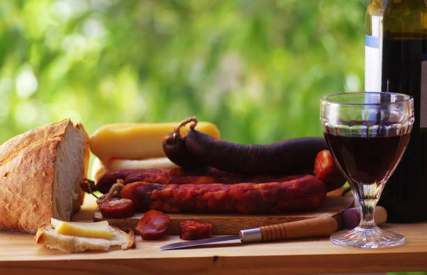 meat, cheese, bread and red wine - alentejo imagens e fotografias de stock
