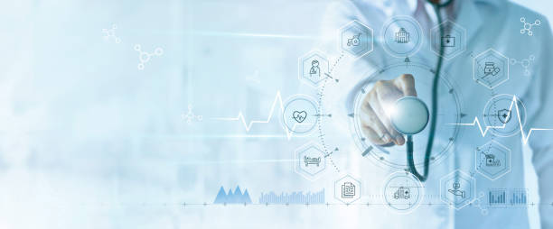 medicin läkare med stetoskop i hand och ikon försäkring för hälsa. medicinsk nätverks anslutning på virtuell skärm gränssnitt. innovation och modern medicin teknik koncept - medicinsk undersökning bildbanksfoton och bilder