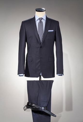 Mens Gray Suit On A Mannequin Stock Photo - Download Image Now - iStock