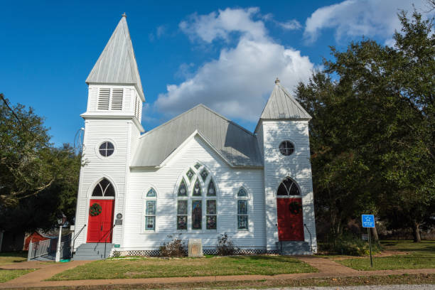 Methodist Episcopal Church dating from 1901 in Chappell Hill, TX. Chappell Hill, Texas, United States of America - December 27, 2016. Exterior view of Methodist Episcopal Church dating from 1901 in Chappell Hill, TX. 1901 stock pictures, royalty-free photos & images