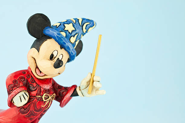mickey mouse as the sorcerer's apprentice - disney 個照片及圖片檔