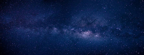 milky way and stars at atacama desert - de ruimte en astronomie stockfoto's en -beelden