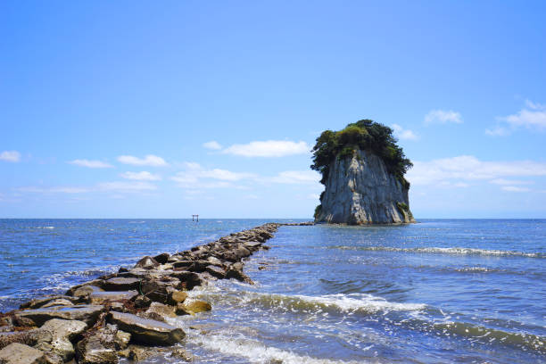 Mitsuke Island, Suzu City, Ishikawa Pref., Japan Mitsuke Island, Suzu City, Ishikawa Pref., Japan mitsukejima island stock pictures, royalty-free photos & images