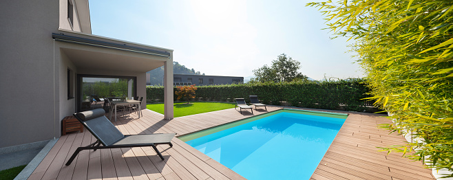 Modernes Haus Mit Pool Stockfoto und mehr Bilder von Architektur - iStock