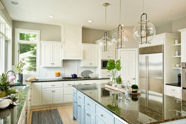 modern kitchen design with open concept and bar counter - kitchen imagens e fotografias de stock