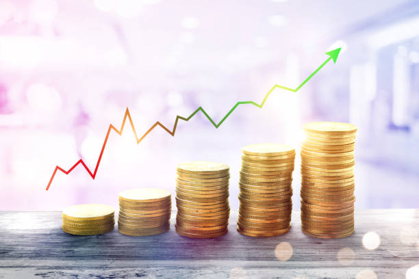 pila de monedas de dinero creciente concepto de inversión y finanzas business.chart. - inflation fotografías e imágenes de stock