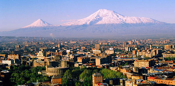 mountain ararat. - armenia stockfoto's en -beelden