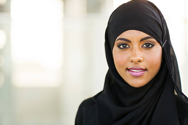 muslim businesswoman beautiful muslim businesswoman in modern office beautiful arab woman stock pictures, royalty-free photos & images