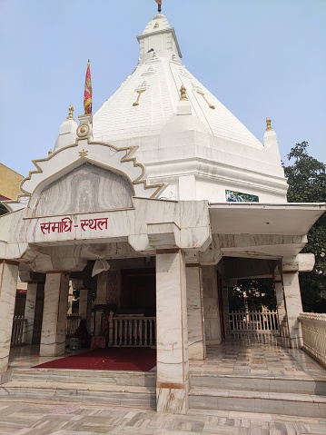 Neeb Karori Baba Samadhi Temple