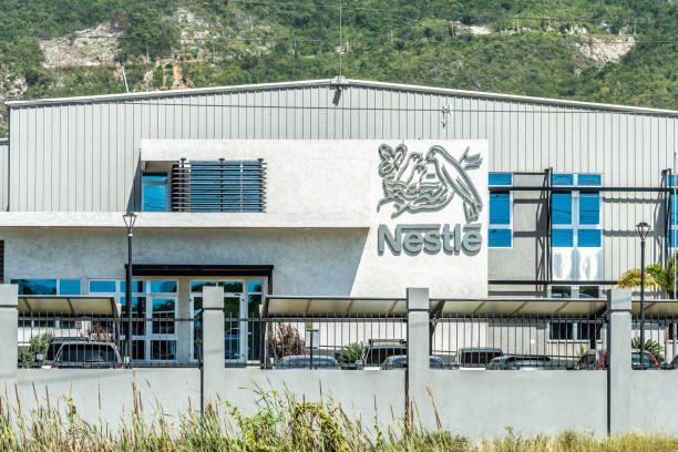 nestlé jamaica corporate office et centre de distribution - nespresso photos et images de collection