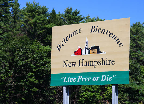 New Hampshire Welcome Sign Entering New Hampshire new hampshire stock pictures, royalty-free photos & images