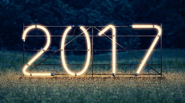 nouvel an. enseigne au néon 2017 - 2017 photos et images de collection