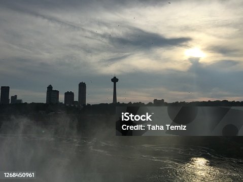 https snappygoat com s q bestof 3aniagara falls waterfall border ontario usa canada sightseeing