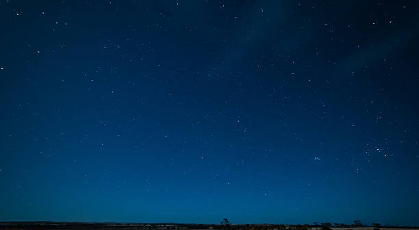 night sky, hyden, western australia - milky way imagens e fotografias de stock