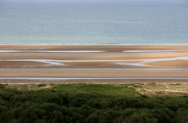 spiaggia normandia, normandia beach - gigifoto foto e immagini stock