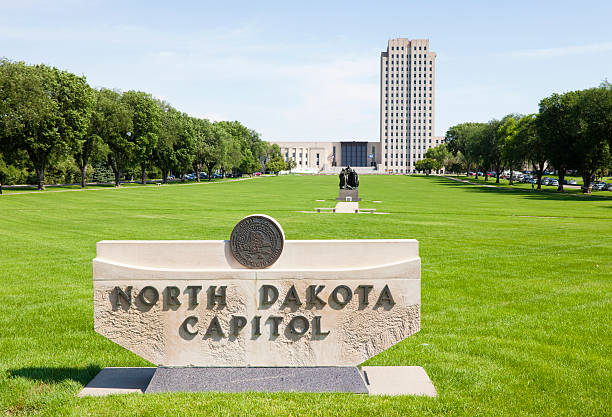 North Dakota State Capitol Building North Dakota state capitol building in Bismarck, ND. north dakota stock pictures, royalty-free photos & images