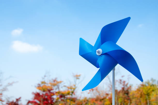 5. november. 2019. republik korea. pinwheel und fall - windräder stock-fotos und bilder