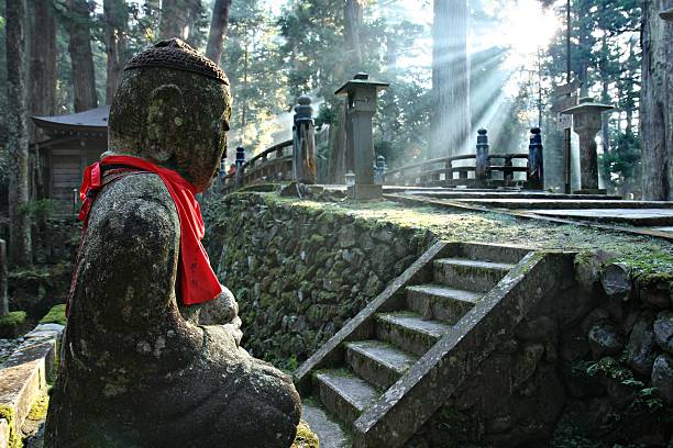 Okunoin Cemetery in Mount Koya Okunoin Cemetery at Mount Koya shrine stock pictures, royalty-free photos & images