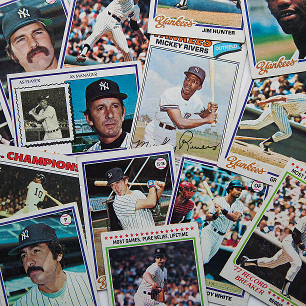 Old Baseball Cards Woodbridge, New Jersey USA - February 18, 2014: A pile of vintage baseball cards from the 1970s New York Yankees souvenir stock pictures, royalty-free photos & images