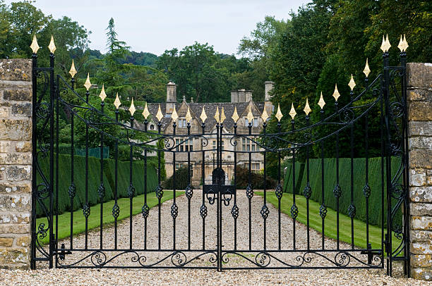 Old English Manor house  gate stock pictures, royalty-free photos & images