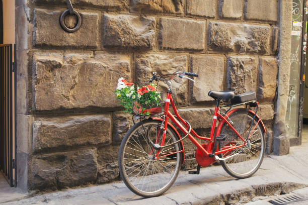 Urban Photo Italy Details about   Original PHOTOGRAPH of a BIKE on the streets of FLORENCE 