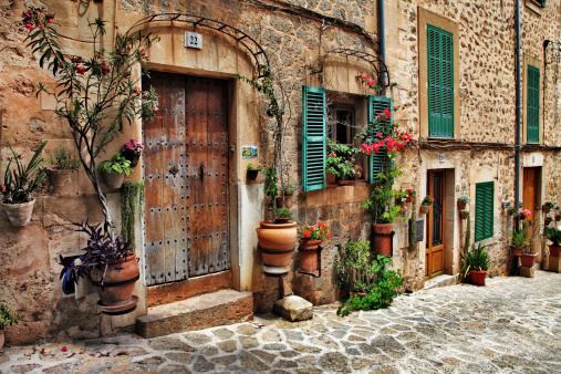 charming old streets of Mallorca' village Valdemossa