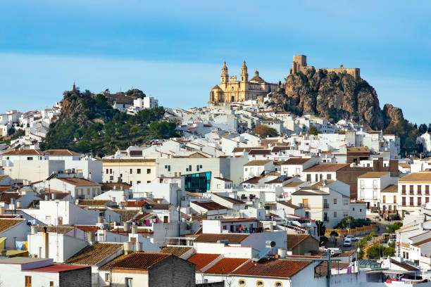 Olvera in Andalusia, Spain At the tip of the "White towns route", the city of Olvera is in the province of Cadiz, in the northwest of the Serranía Gaditana area, near the borders of the provinces of Seville and Malaga Cádiz CF stock pictures, royalty-free photos & images