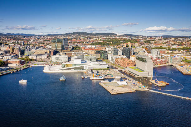 oslo cityscape harbor norwegen luftaufnahme - oslo stock-fotos und bilder