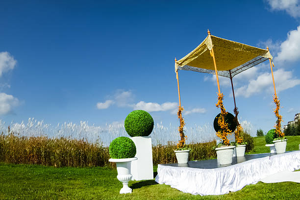 Outdoor Jewish Wedding ceremony Chuppah Outdoor Jewish Wedding ceremony and Chuppah chupah stock pictures, royalty-free photos & images