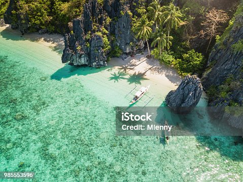 istock Palawan El Nido Entalula Island Beach Philippines 985553596