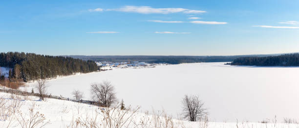 panorama över vintern sjön på en solig dag - ice bath in natural frozen lake bildbanksfoton och bilder
