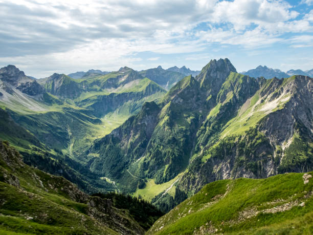 Panoramic hike at the Nebelhorn in Allgau Fantastic panoramic hike from the Nebelhorn along the Laufbacher Eck via Schneck, Hofats and Oytal allgau alps stock pictures, royalty-free photos & images
