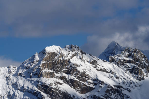 panoramablick auf die ortler alpen, norditalien - stilfser joch stock-fotos und bilder