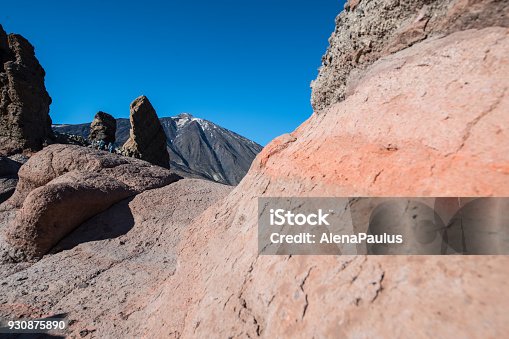 istock Panoramic view Roque Cinchado rock formation with Pico del Teide 930875890