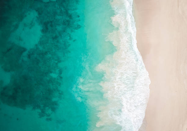 paradise beach and waves from above - maya bay imagens e fotografias de stock